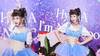 泫雅丸子头蝎尾辫鬼马精灵，穿蓝色蓬蓬裙少女心十足